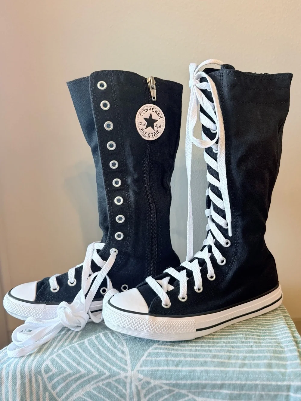 Converse Chuck Taylor All Star Knee High Shoes Youth 1 Black NWOT